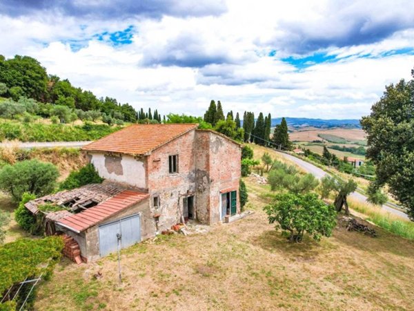 casa indipendente in vendita a Montecatini Val di Cecina