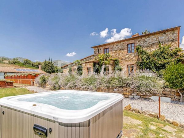 casa indipendente in vendita a Montecatini Val di Cecina