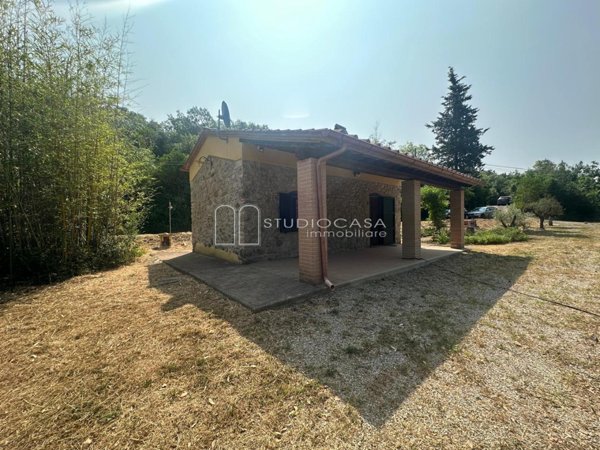 casa indipendente in vendita a Montecatini Val di Cecina