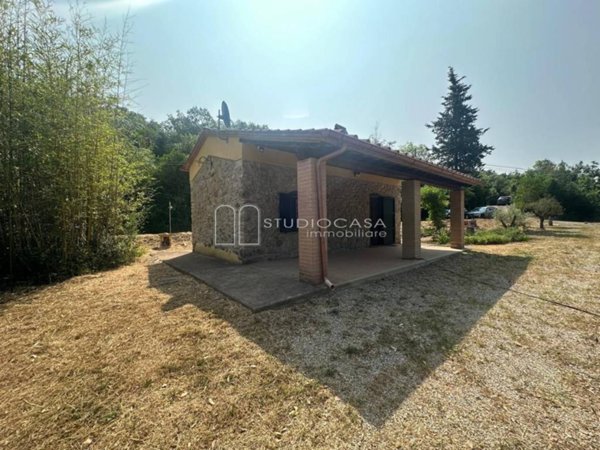 casa indipendente in vendita a Montecatini Val di Cecina