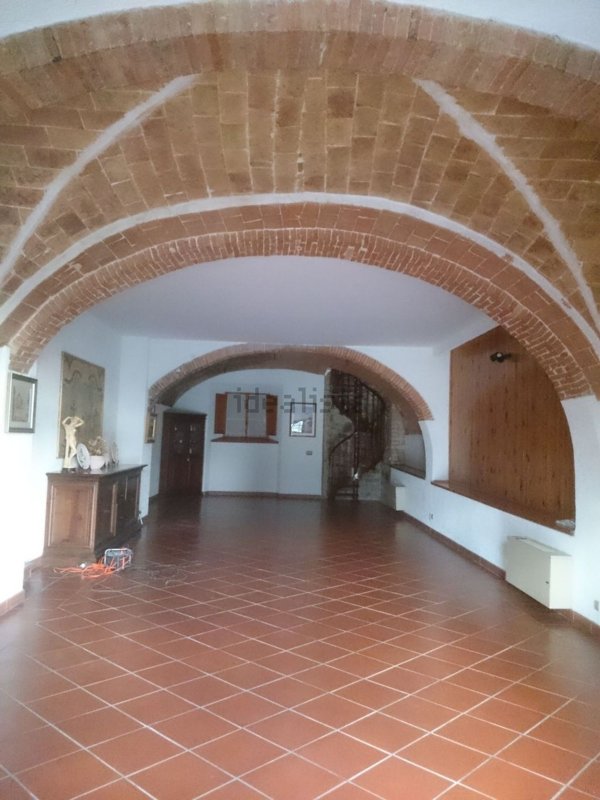 casa indipendente in vendita a Montecatini Val di Cecina