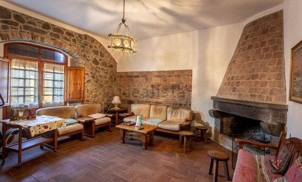 casa indipendente in vendita a Montecatini Val di Cecina