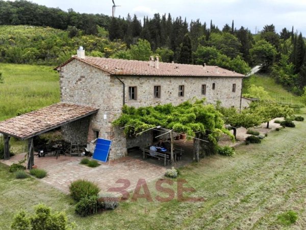 casa indipendente in vendita a Montecatini Val di Cecina