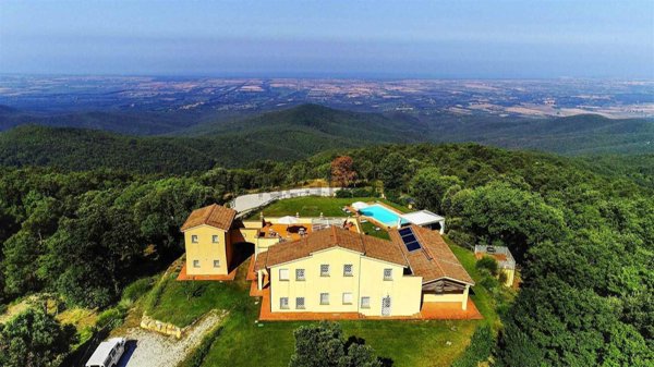 casa indipendente in vendita a Montecatini Val di Cecina