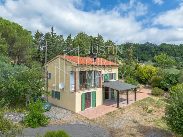 casa indipendente in vendita a Montecatini Val di Cecina