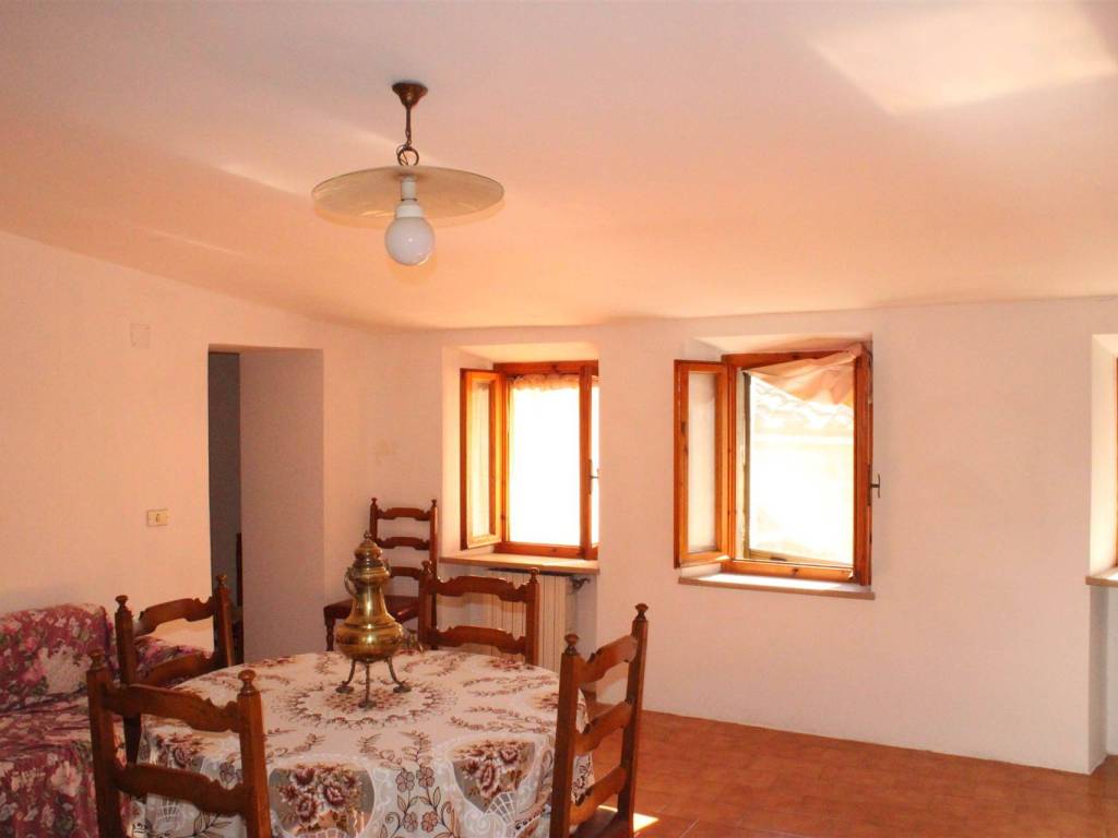 appartamento in vendita a Montecatini Val di Cecina