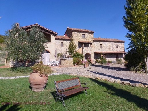 casa indipendente in vendita a Montecatini Val di Cecina