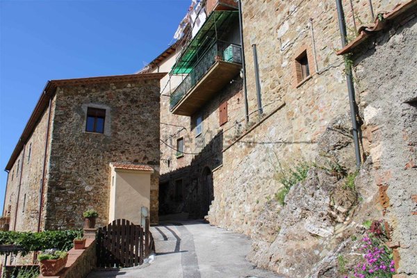 appartamento in vendita a Montecatini Val di Cecina