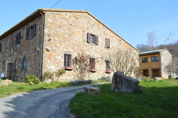 casa indipendente in vendita a Montecatini Val di Cecina