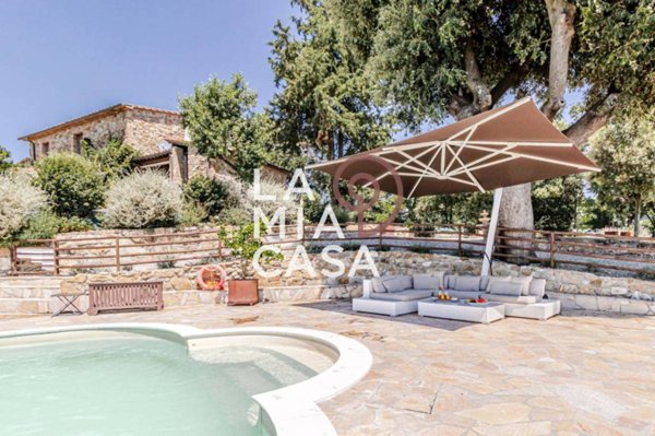 casa indipendente in vendita a Montecatini Val di Cecina