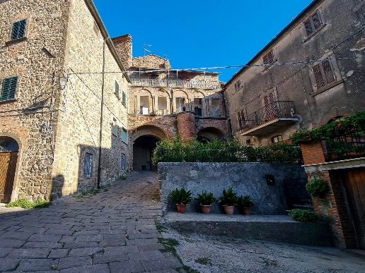 casa indipendente in vendita a Montecatini Val di Cecina