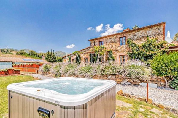 casa indipendente in vendita a Montecatini Val di Cecina