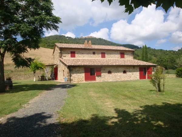 casa indipendente in vendita a Montecatini Val di Cecina in zona Querceto