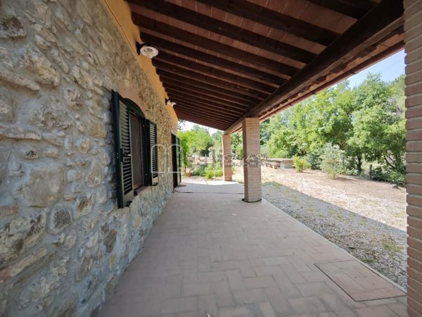 casa indipendente in vendita a Montecatini Val di Cecina in zona Querceto