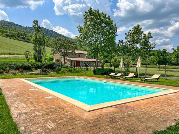 casa indipendente in vendita a Montecatini Val di Cecina in zona Querceto