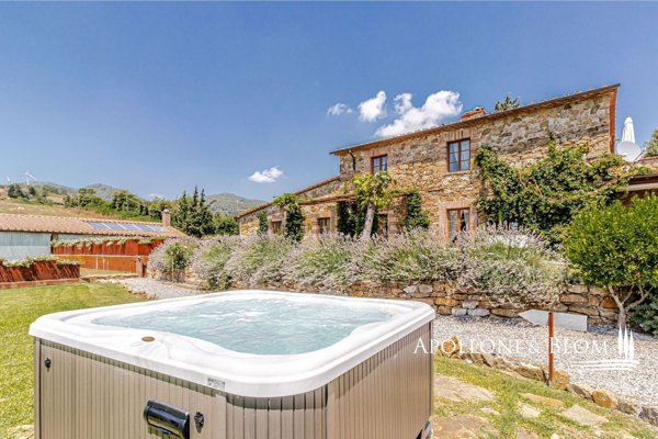 casale in vendita a Montecatini Val di Cecina