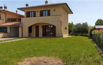 casa indipendente in vendita a Montecatini Val di Cecina in zona Gello