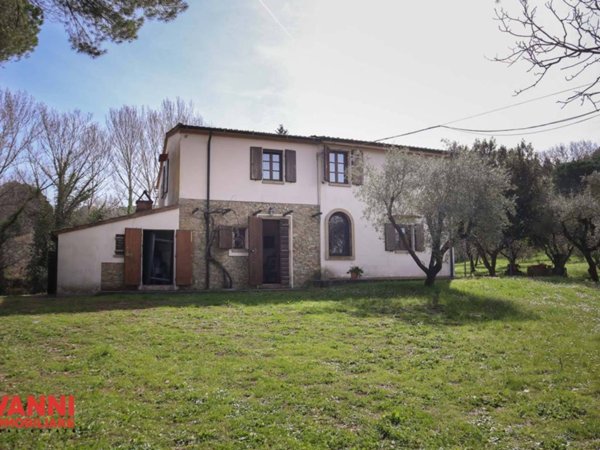 casa indipendente in vendita a Montescudaio