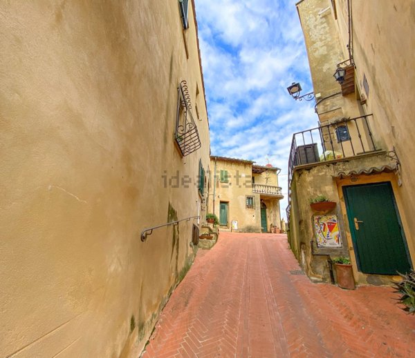 appartamento in vendita a Montescudaio
