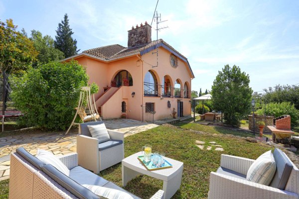 casa indipendente in vendita a Montescudaio