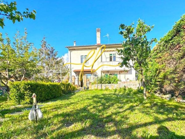 casa indipendente in vendita a Montescudaio