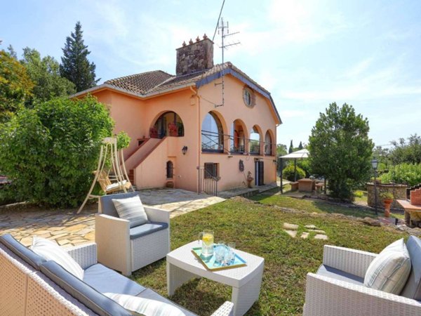 casa indipendente in vendita a Montescudaio