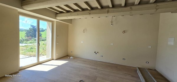 casa indipendente in vendita a Montescudaio