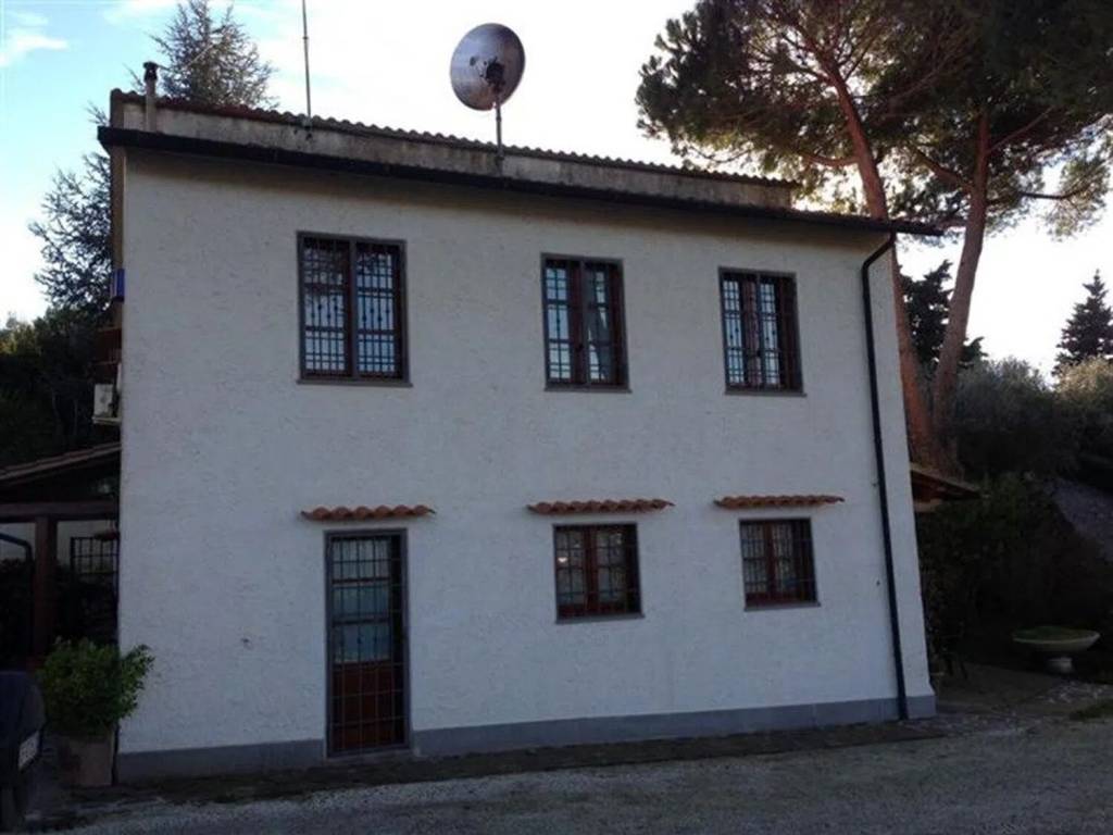 casa indipendente in vendita a Montescudaio
