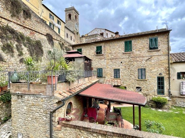 appartamento in vendita a Montescudaio