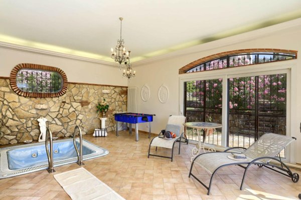casa indipendente in vendita a Montescudaio
