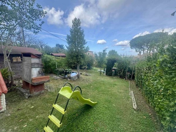 casa indipendente in vendita a Montescudaio