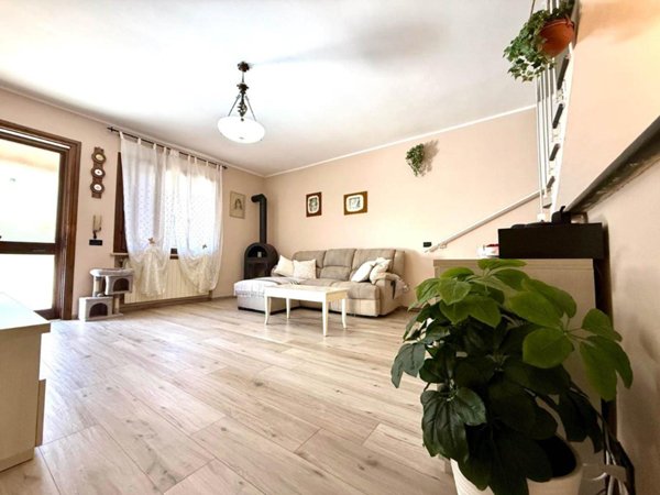 appartamento in vendita a Montescudaio