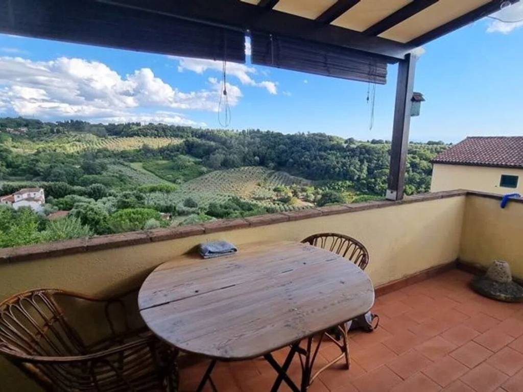 appartamento in vendita a Montescudaio