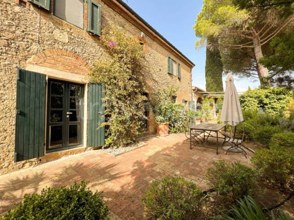 casa indipendente in vendita a Montescudaio