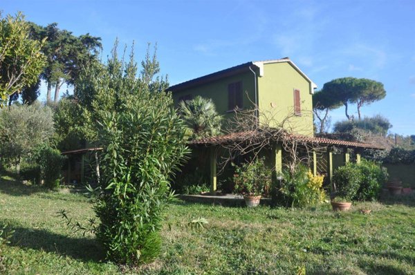 casale in vendita a Montescudaio
