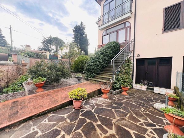 casa indipendente in vendita a Montescudaio