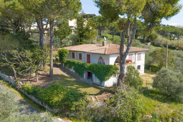 casa indipendente in vendita a Montescudaio