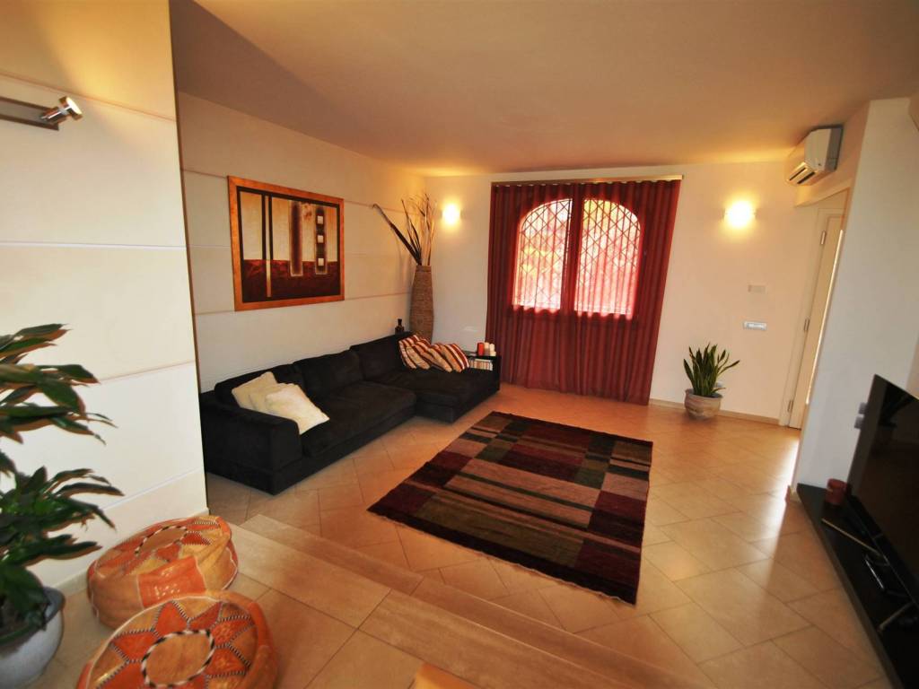 casa indipendente in vendita a Montescudaio in zona Rio del Sole/Bandello