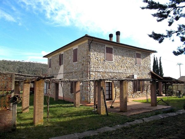 casa indipendente in vendita a Monteverdi Marittimo
