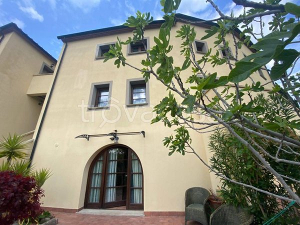 casa indipendente in vendita a Monteverdi Marittimo in zona Canneto