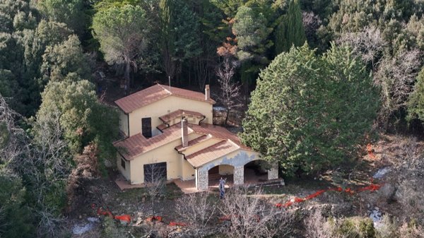 casa indipendente in vendita a Monteverdi Marittimo