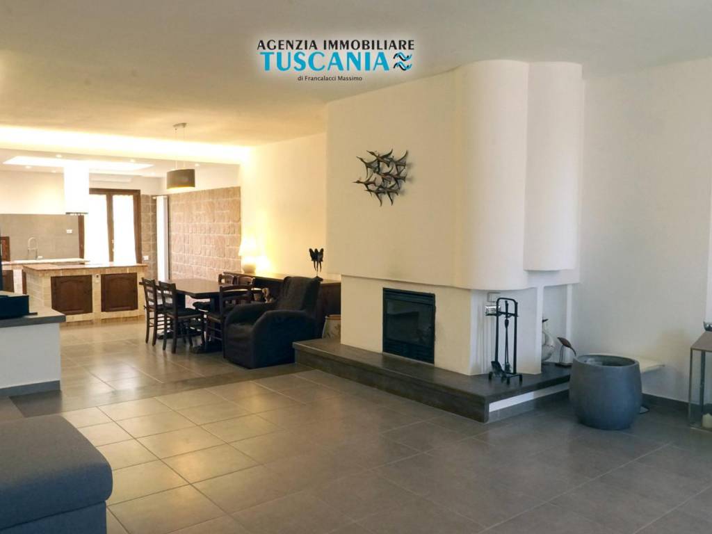 casa indipendente in vendita a Monteverdi Marittimo