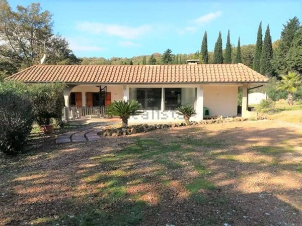 casa indipendente in vendita a Monteverdi Marittimo