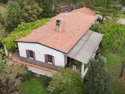 casa indipendente in vendita a Monteverdi Marittimo