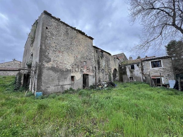 rudere in vendita a Monteverdi Marittimo