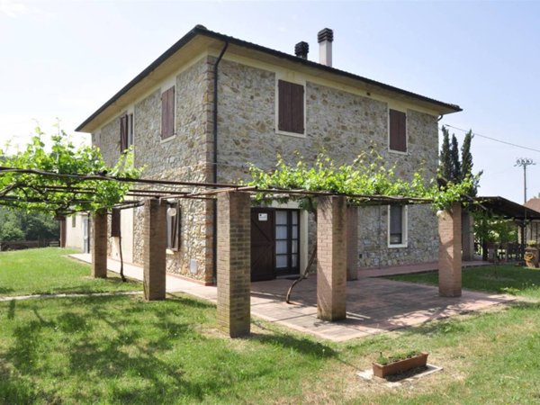 casa indipendente in vendita a Monteverdi Marittimo