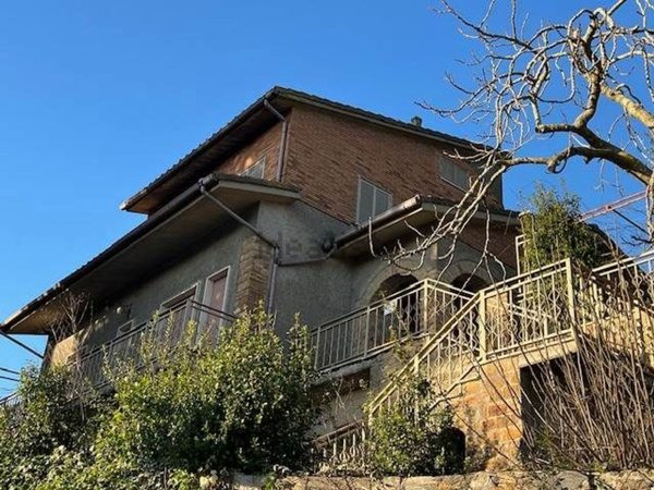 appartamento in vendita a Monteverdi Marittimo