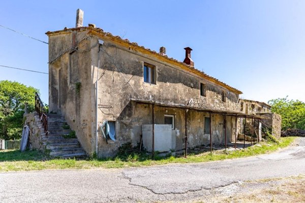 casale in vendita a Monteverdi Marittimo