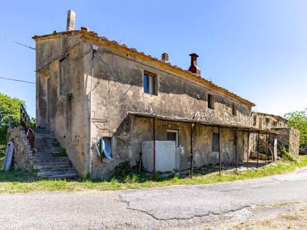 casa indipendente in vendita a Monteverdi Marittimo