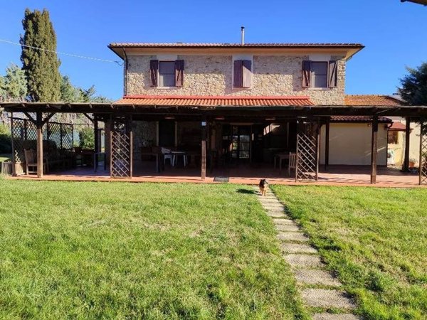 casale in vendita a Monteverdi Marittimo